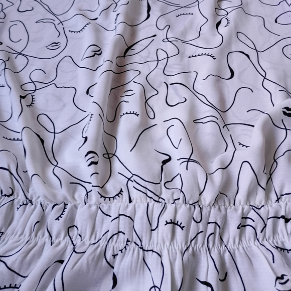 Sweet Rain Abstract Art Print Tie Waist Tunic Blouse Flutter Sleeve V-Neck M - Picture 14 of 16